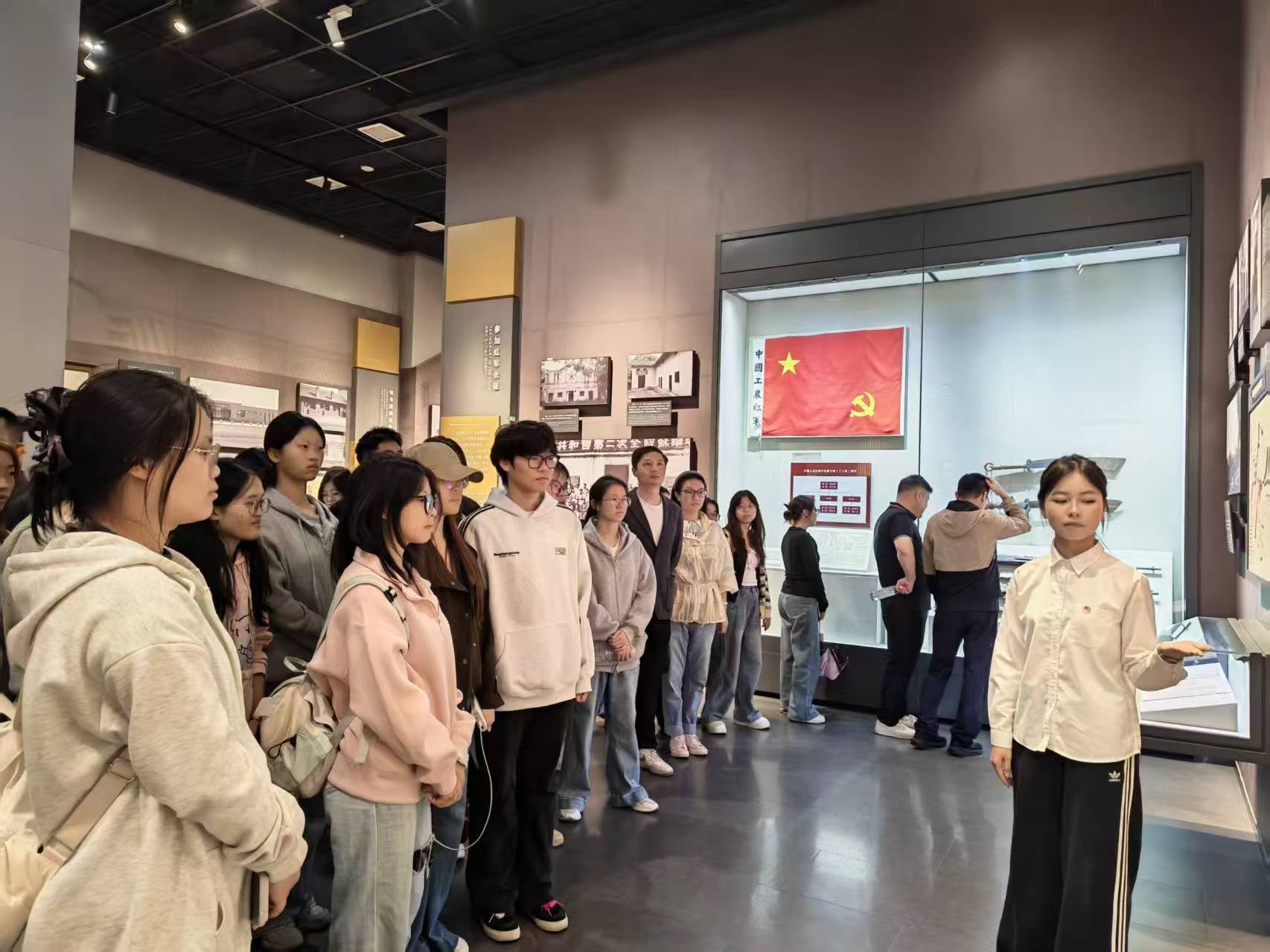 微信图片_20261021125901_391_56.jpg 微信图片_20261021125901_391_56.jpg